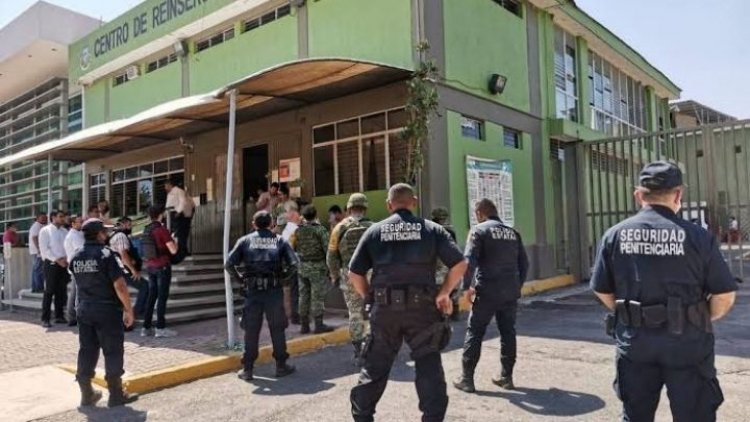 Deja 8 muertos riña en cereso de Colima