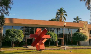 Por la creciente violencia suspende clases Universidad de Colima