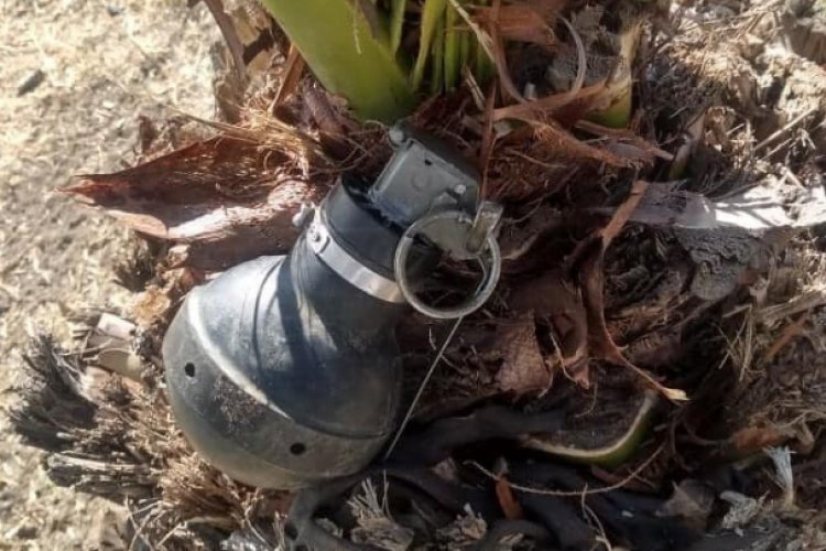 Dejan granada afuera de escuela en Chimalhuacán