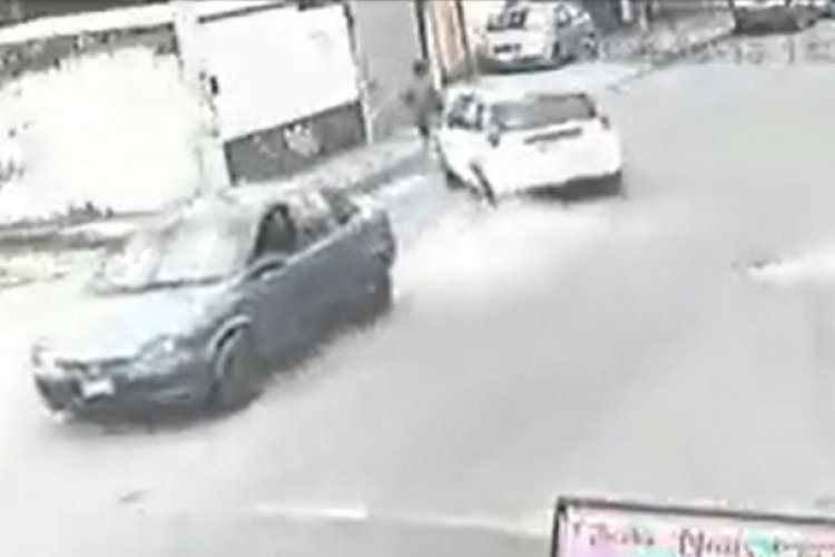 Conductor atropella a mujer y huye en Ecatepec