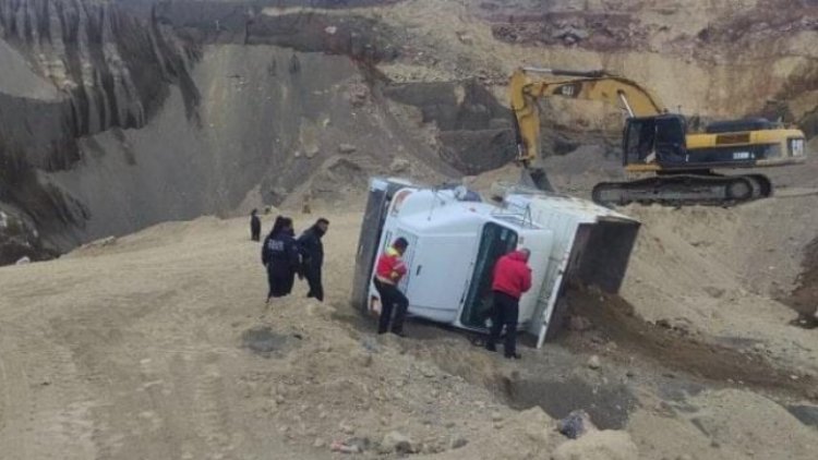 Muere hombre mayor aplastado por camión en mina de Ixtapaluca
