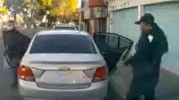 Video: Sujetos fingen ser policías y roban auto