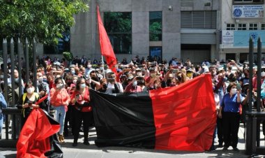 Duró un día… trabajadores de Telmex levantan huelga