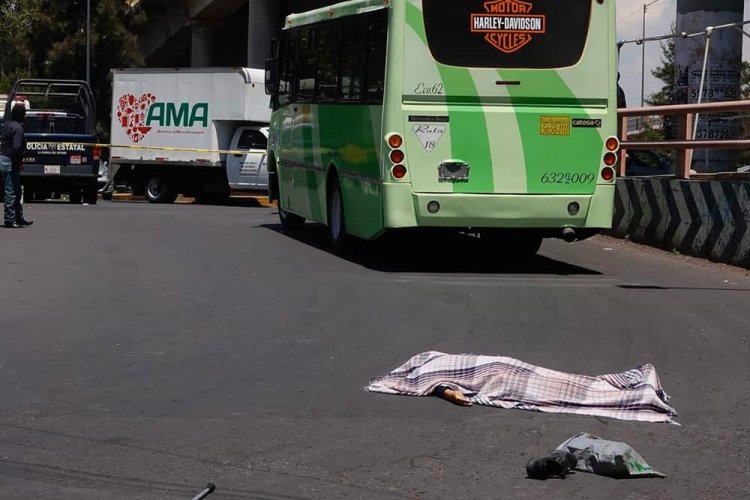 Chofer de transporte publico atropella y mata a adulta mayor en Nezahualcóyotl