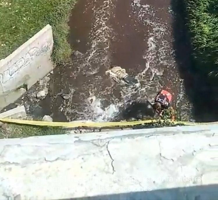 Localizan cadáver de un hombre en un canal de Toluca