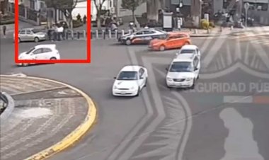 Pareja agrede a policías de tránsito en Toluca