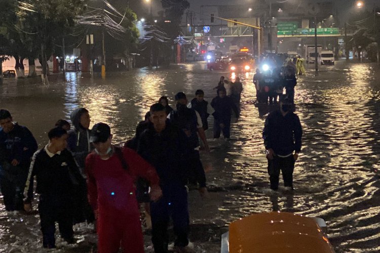 Fuertes lluvias en Coacalco, Tultitlán y Ecatepec dejan un muerto