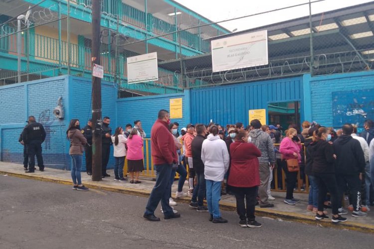 Estudiante apuñala a su compañero en Iztapalapa