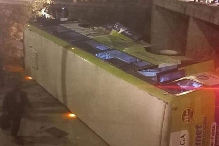 Camión cae a canal en NL; hay 21 lesionados