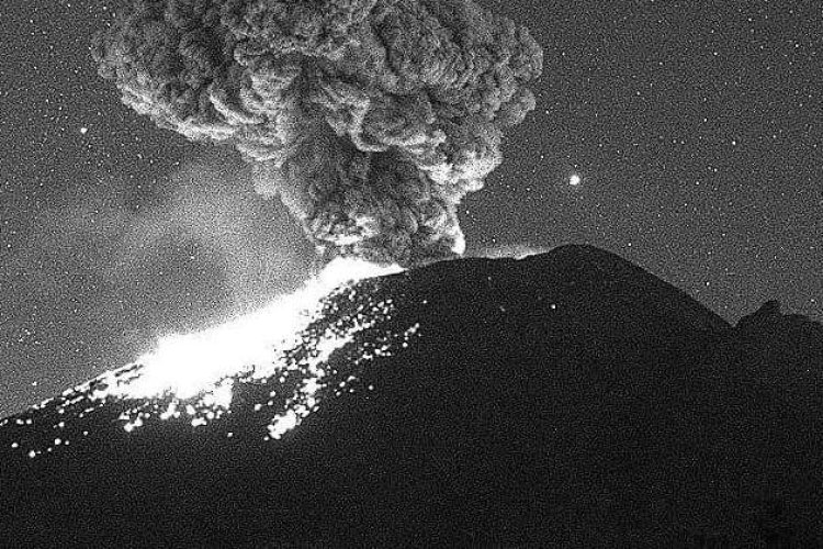 ¡Tranquilo Don Goyo! Popocatépetl registra explosión y lanza lava