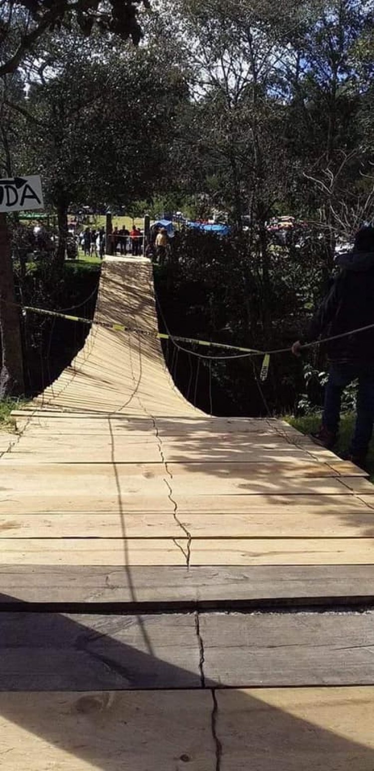 Colapsa puente colgante en Chiapas; hay 10 heridos