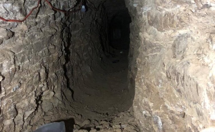 Encuentran túnel que conectaría a ducto de Pemex en Hidalgo