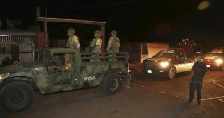 Alto mando militar muere en emboscada del CJNG en Michoacán