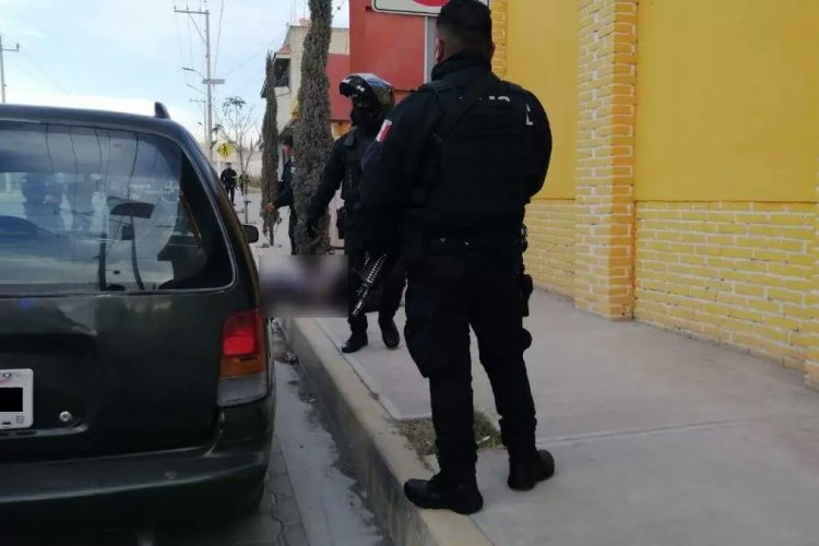 Estudiante de Medicina recibe 15 puñaladas de su exnovio en Puebla
