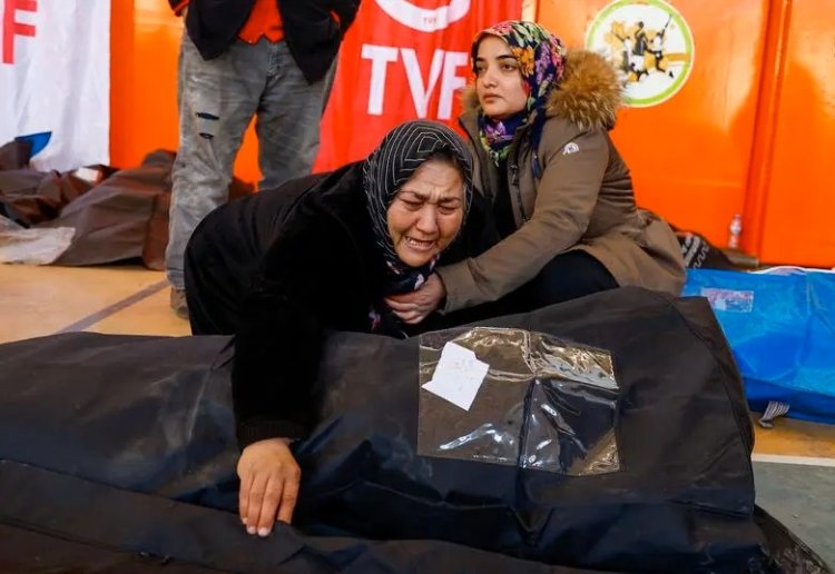 Tragedia en Turquía y Siria deja más de 19 mil muertos
