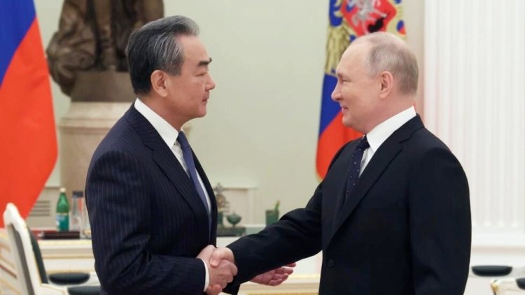 China y Rusia demuestran inquebrantable alianza con encuentro en Moscú