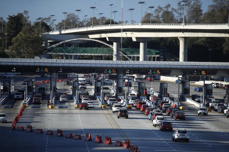 Aumento de tarifas en autopistas entró en vigor este lunes