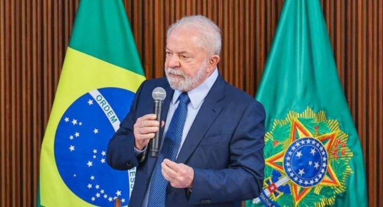 Lula aprovechará su viaje a China para que EEUU "se meta la mano en el bolsillo”