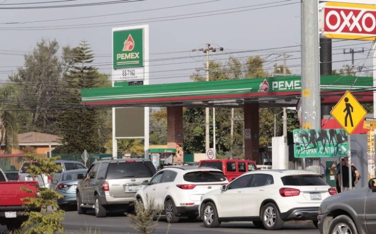 Gasolina por arriba de los 26 pesos en Guadalajara