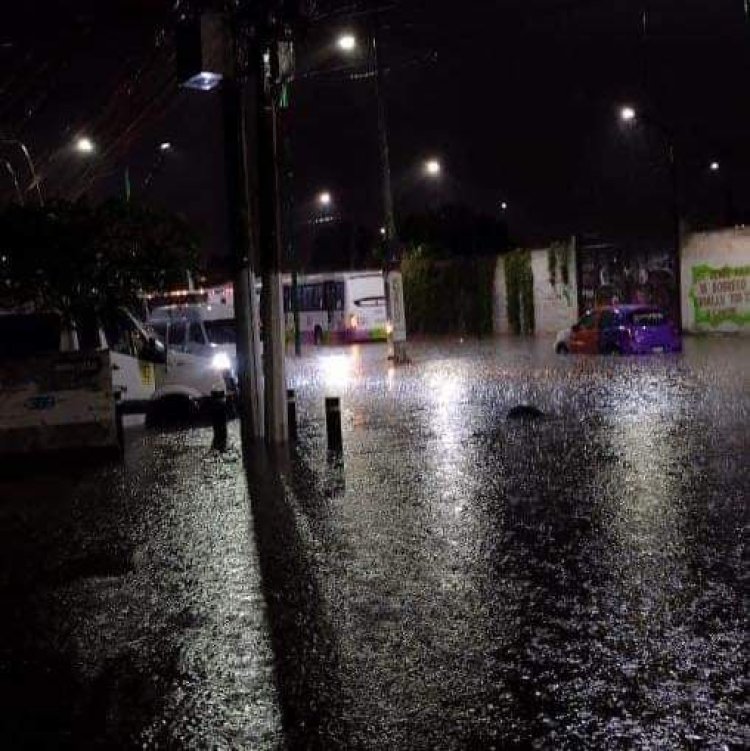 Dos personas pierden la vida por inundaciones en Chimalhuacán; ven nula actuación de ODAPAS