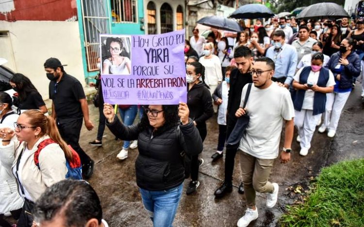 Familiares y amigos de Yarazeth Zepeta García, exigen justicia por él feminicidio de la joven.