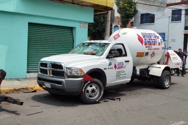 Gaseros se enfrentan a balazos en Ecatepec