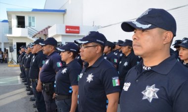 Policías auxiliares exigen mejores condiciones laborales en Puebla