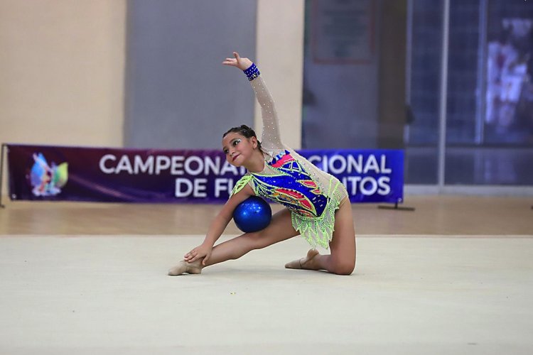 Gobierno de Chalco niega apoyo a joven gimnasta