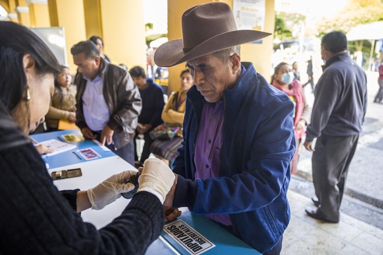 Guatemala elige nuevo presidente