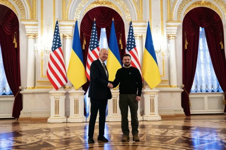 Ucrania recibe de EEUU $1,250 millones para el pago de salarios