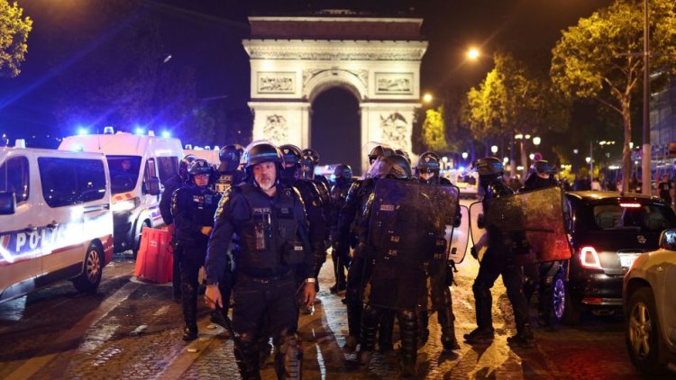 Casi 450 encarcelados desde el inicio de disturbios en Francia