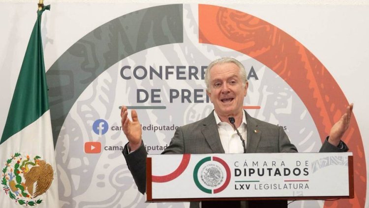 Santiago Creel acusa a López Obrador de discriminarlo “a la inversa”
