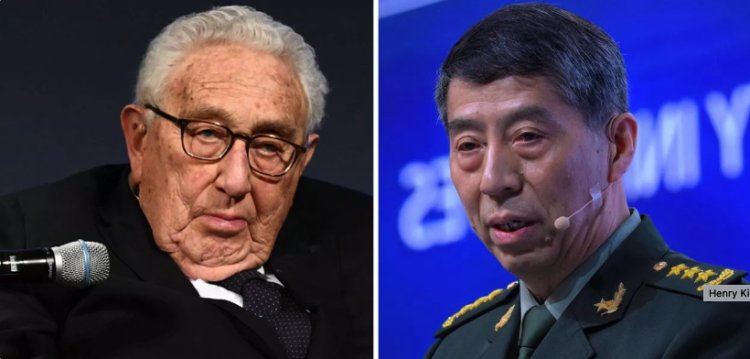 Henry Kissinger y Li Shangfu, ministro de Defensa chino se reúnen en Beijing