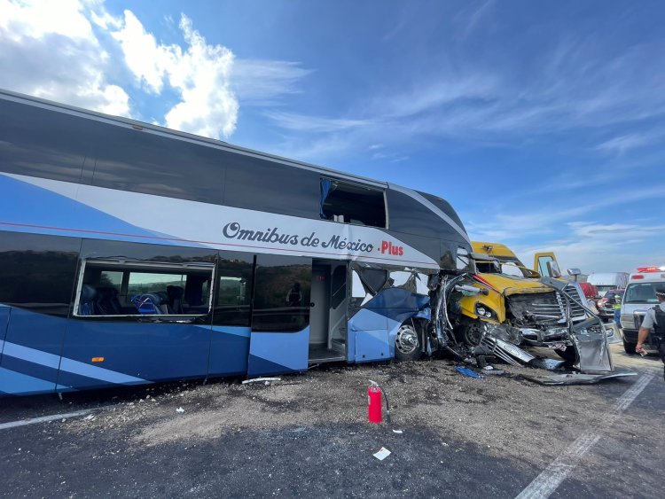 Accidente deja 20 heridos en San Juan de los Lagos, Jalisco