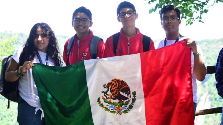 Jóvenes mexicanos ganan primer lugar en Olimpiada de Matemáticas