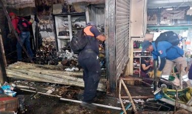 Corto circuito ocasionó incendio en el mercado “Baltazar R. Leyva Mancilla”
