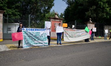 Manifestación de médicos en Casa Michoacán