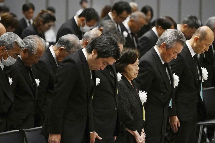 A 78 años de la bomba Nagasaki recuerda llamado a abolir las armas