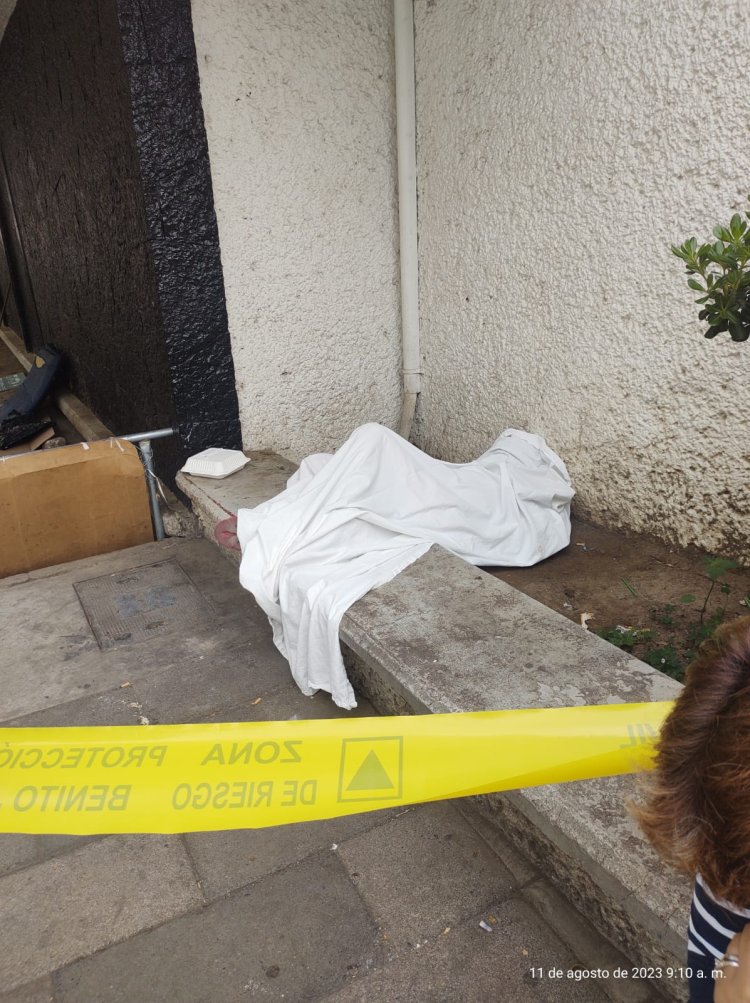 De manera misteriosa muere mujer afuera del Hospital de Xoco en la CDMX