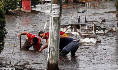 Tragedia en Autlán de Navarro, ocho personas fallecidas por desbordamiento de arroyo