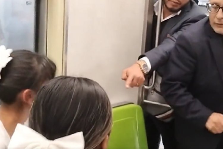Jóvenes fueron esposadas por quedarse dormidas en el metro