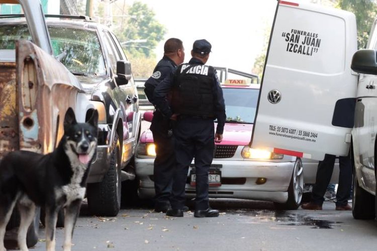Asesinan de 14 balazos a taxista en Tlalnepantla, Estado de México