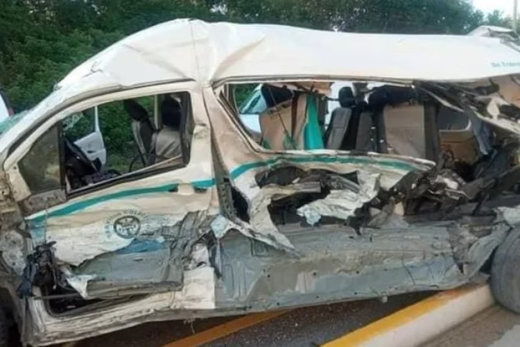 Varios muertos y heridos deja accidente vehicular en Quintana Roo