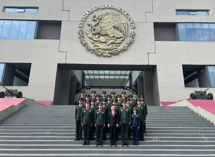 Confirman que delegación militar de China participará en desfile conmemorativo de independencia en México