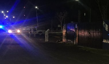 Abandonan dos cuerpos al lado de un panteón en Celaya, Guanajuato