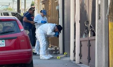 Asesinan a agente de policía frente a su hija en Baja California