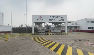 Evacuaron la refinería Lázaro Cárdenas en Veracruz, por fuga de químico peligroso