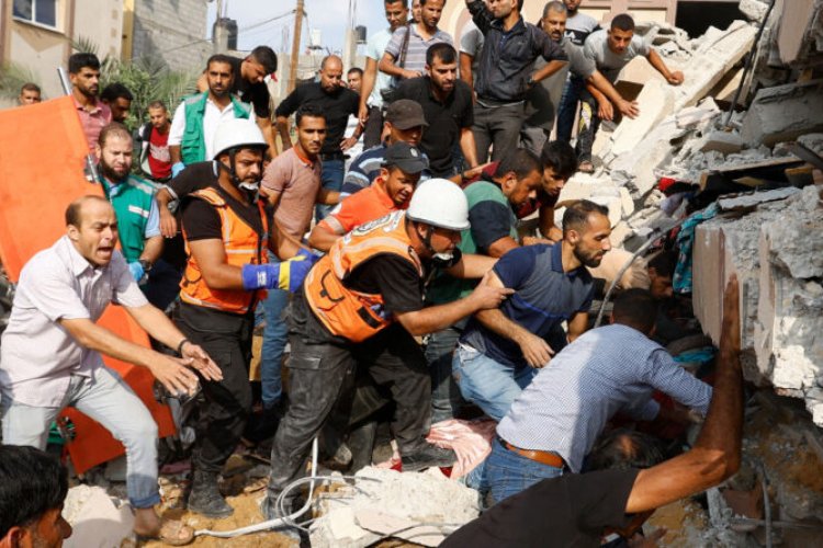 La angustia de Gaza sin energía, agua y alimentos bajo los bombardeos de Israel