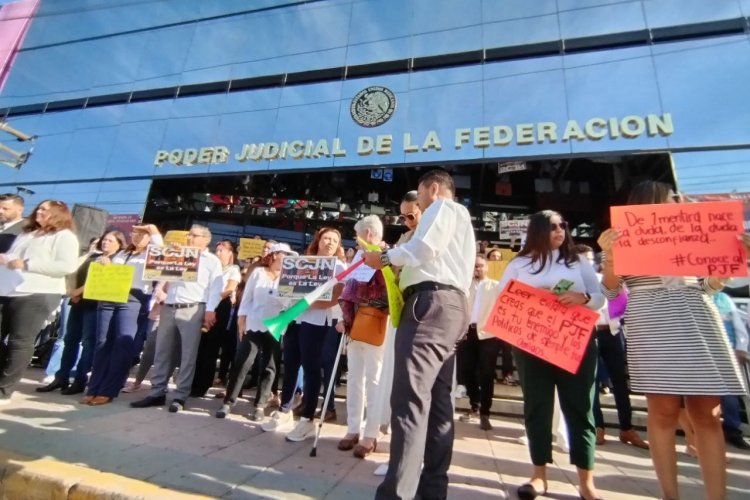 Trabajadores del Poder Judicial protestan en Guanajuato