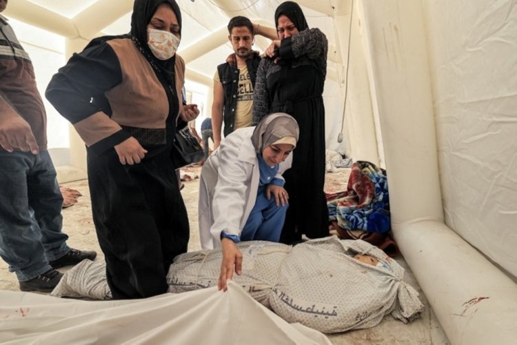 Autoridades sanitarias advierten que Gaza se convertirá en una fosa común